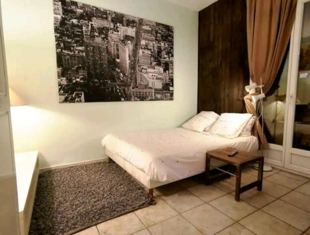 Habitación en casa particular Hopital Nord - Confort Avec Balcon